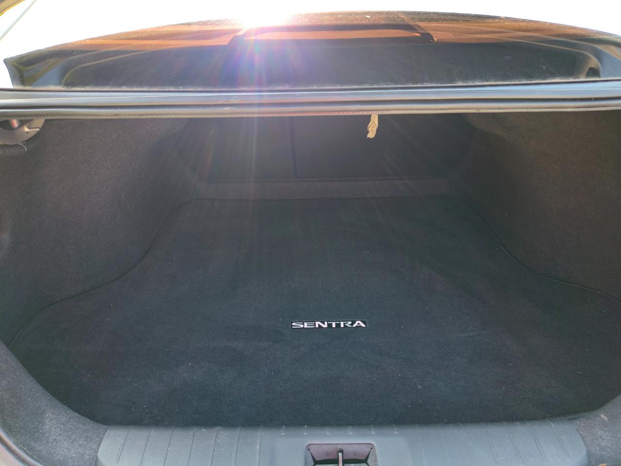Nissan Sentra SV CVT 2025