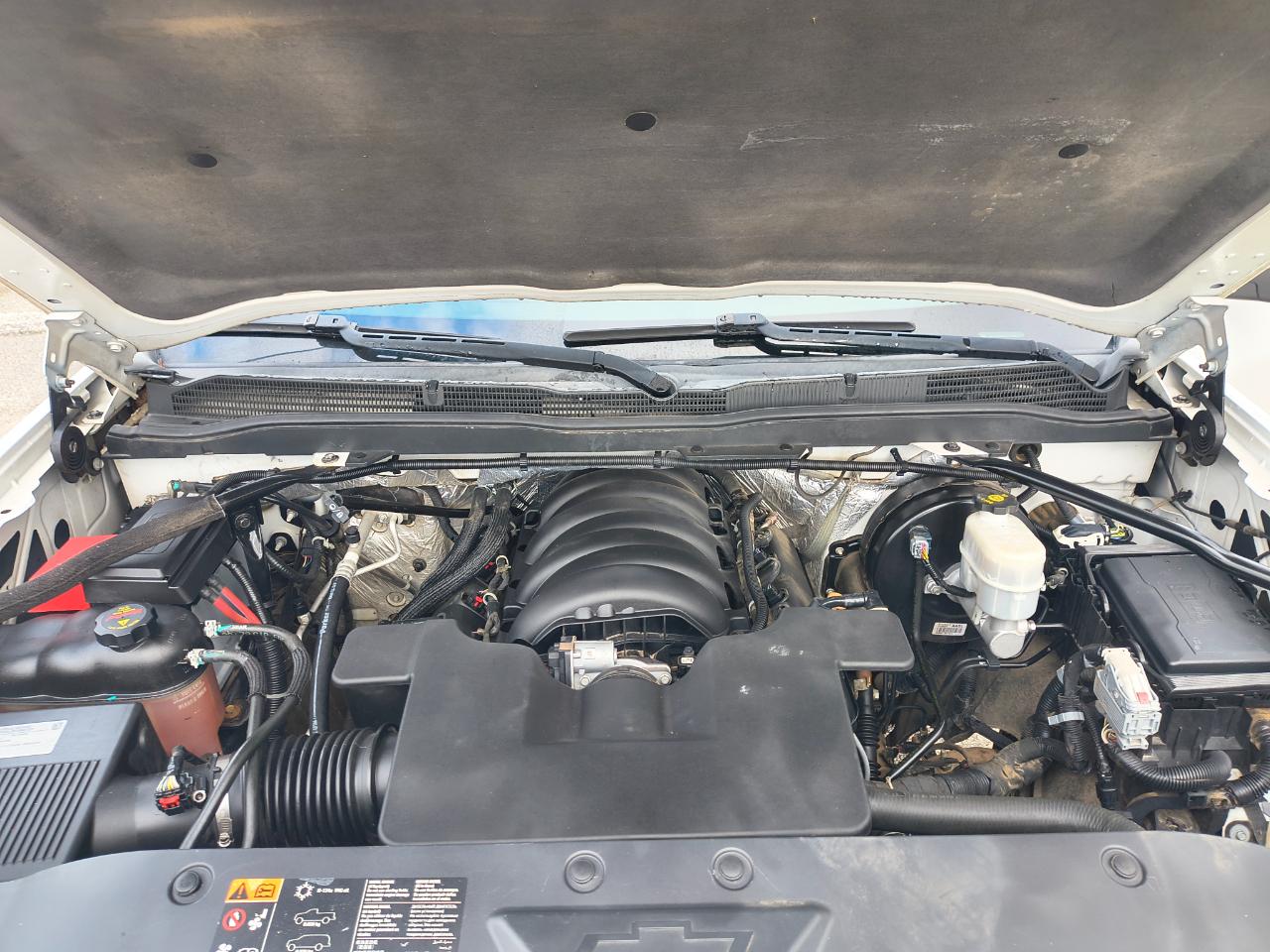 Chevrolet Silverado 1500 4WD Crew Cab 143.5" LT w/2LT 2015