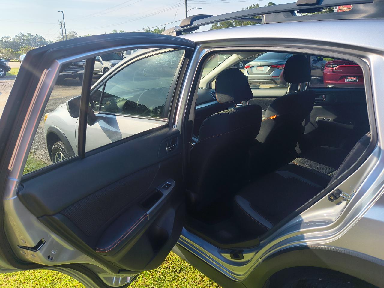 Subaru Crosstrek 5dr CVT 2.0i Premium 2016