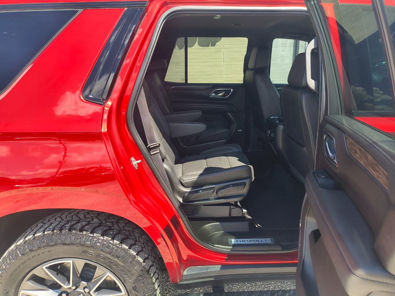Chevrolet Tahoe 4WD 4dr Z71 2021