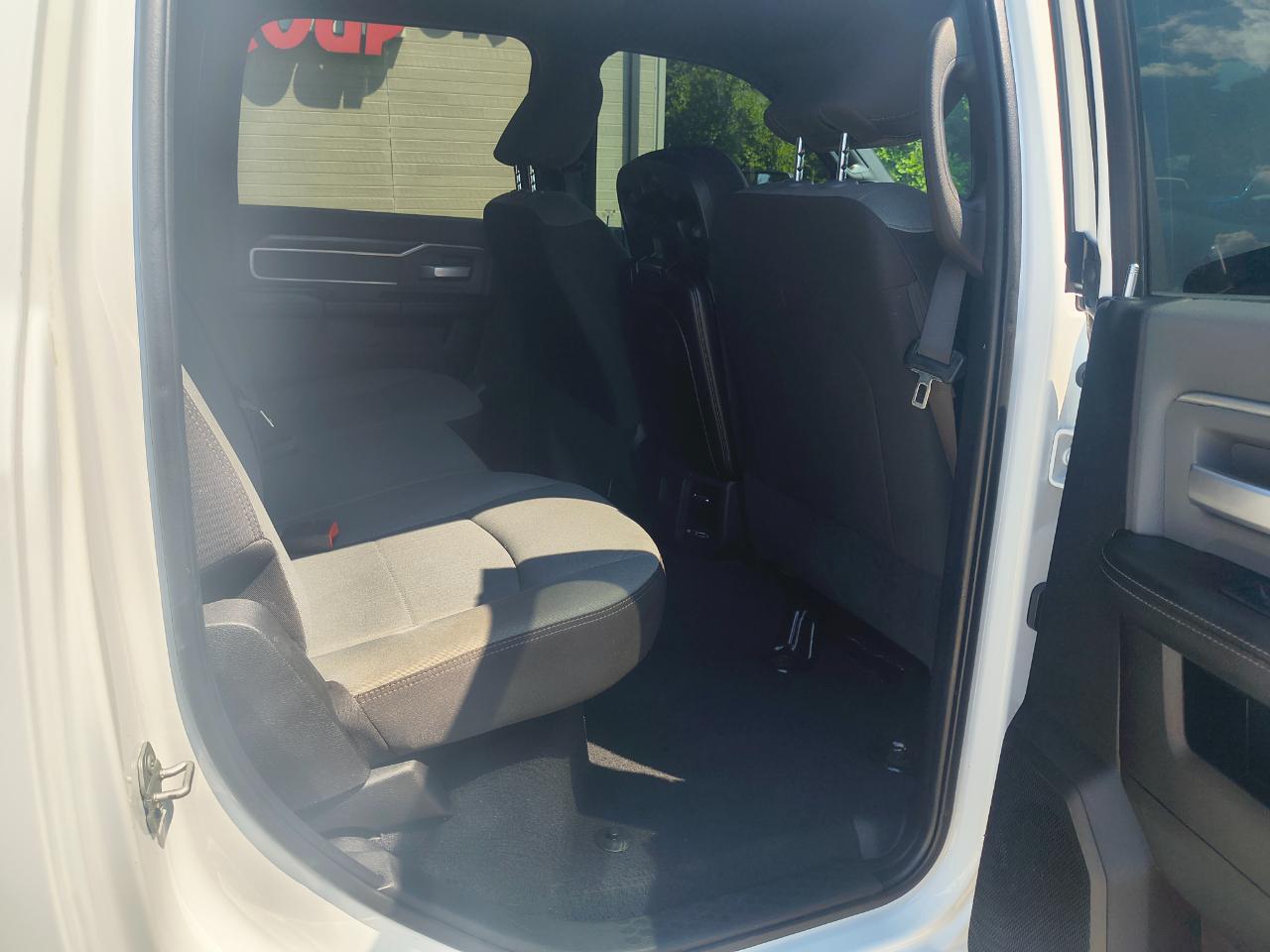 RAM 2500 Big Horn 4x4 Crew Cab 6'4" Box 2022