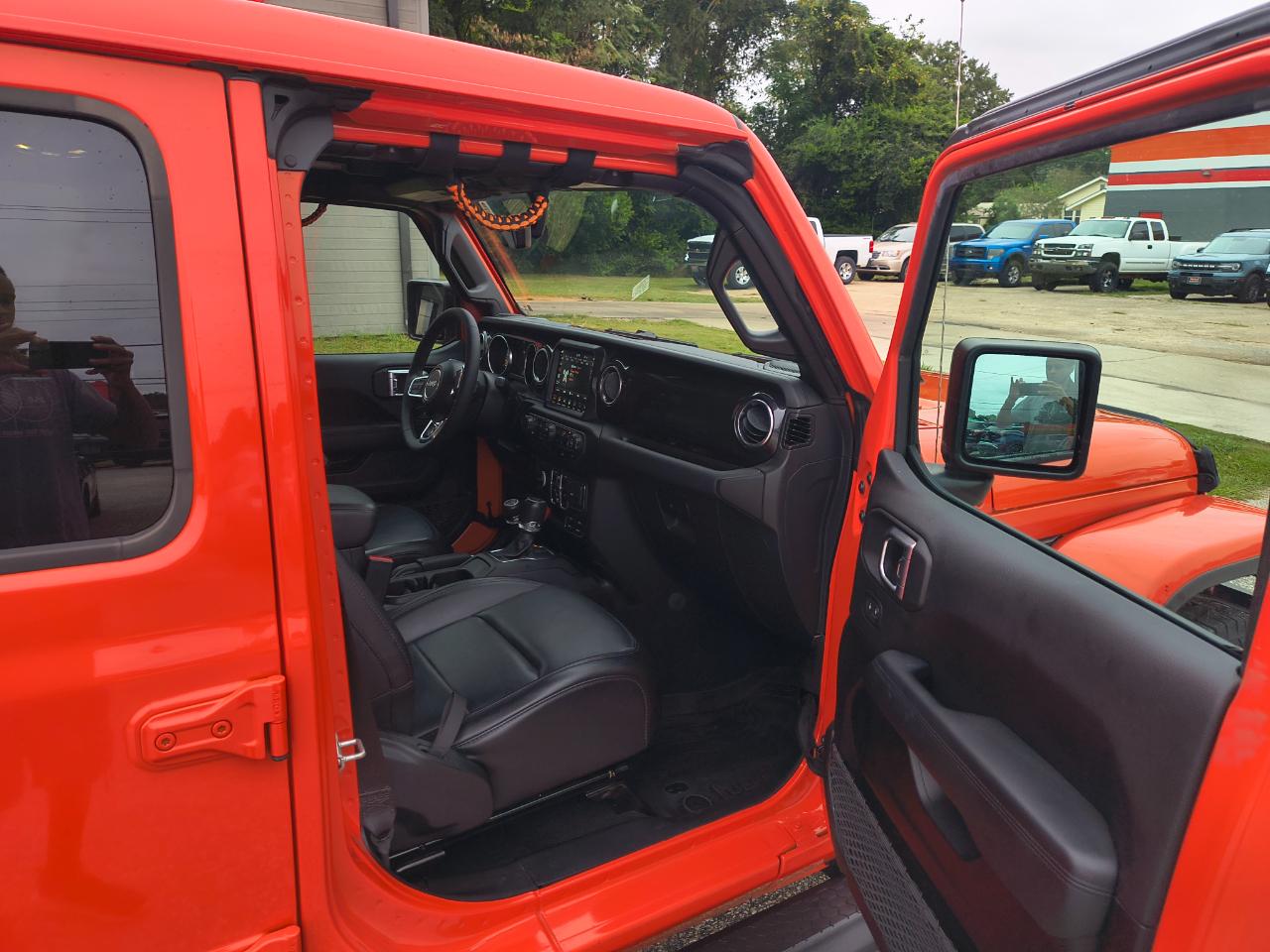 Jeep Wrangler Sahara Altitude 4 Door 4x4 2023