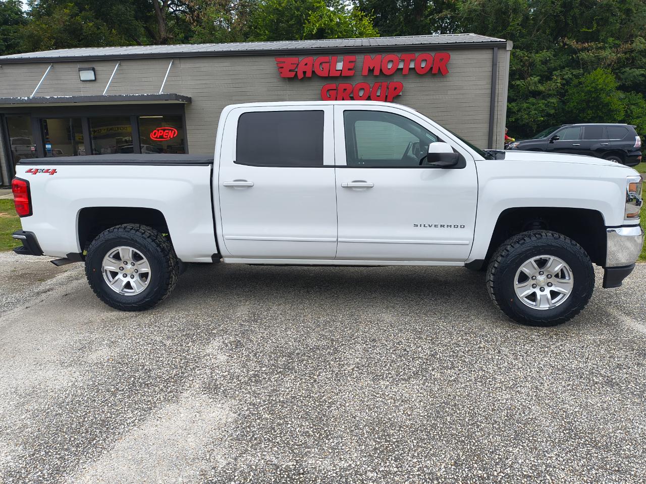 2018 Chevrolet Silverado 1500 4WD Crew Cab 143.5" LT w/1LT