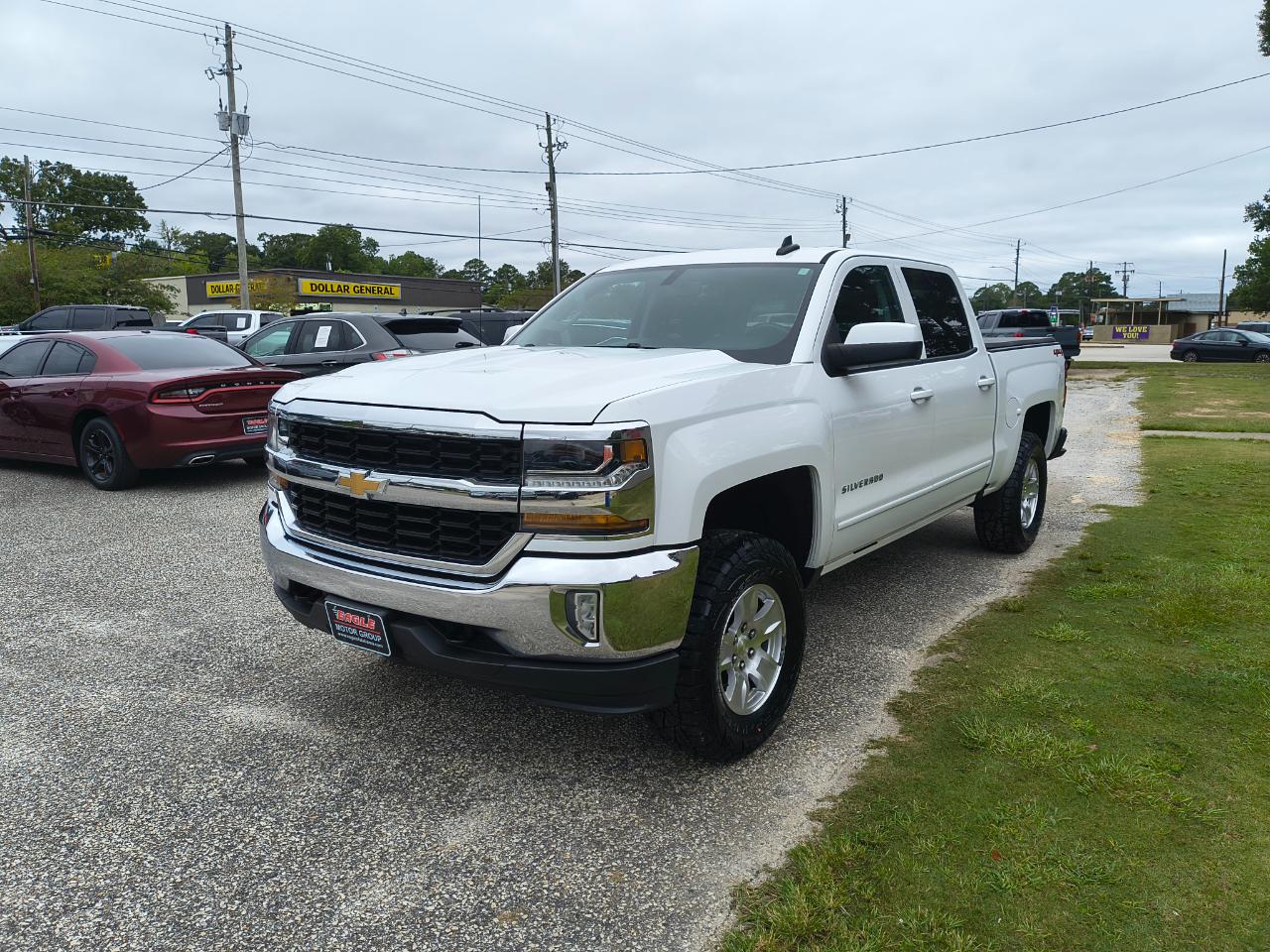 Chevrolet Silverado 1500 4WD Crew Cab 143.5" LT w/1LT 2018
