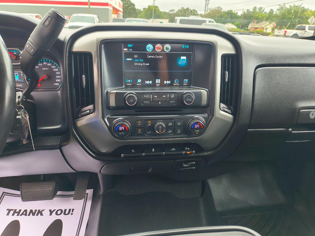 Chevrolet Silverado 1500 4WD Crew Cab 143.5" LT w/1LT 2018