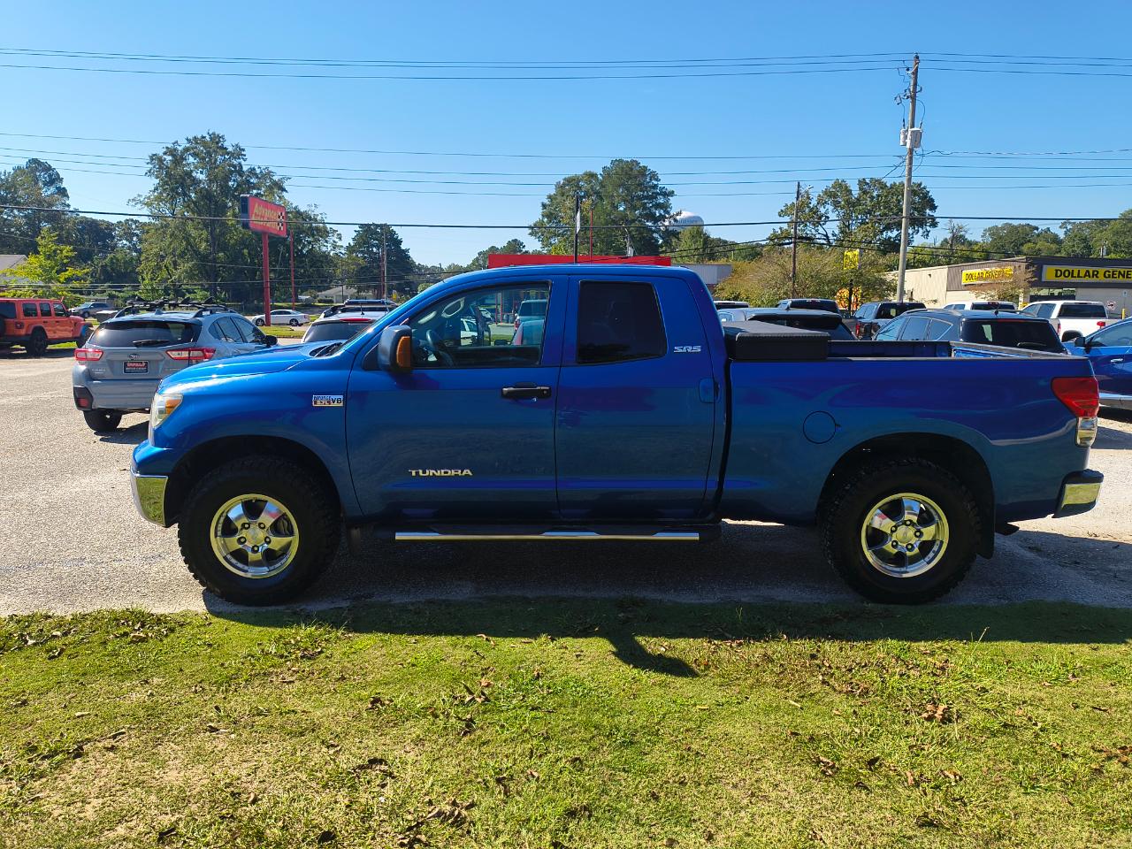 Toyota Tundra 4WD Double 145.7" 5.7L V8 SR5 (Natl 2007