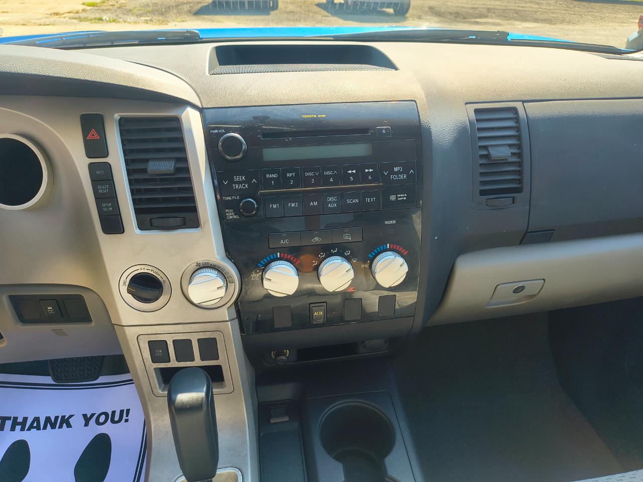 Toyota Tundra 4WD Double 145.7" 5.7L V8 SR5 (Natl 2007