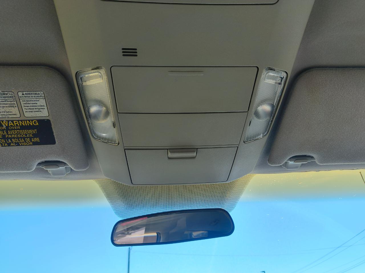 Toyota Tundra 4WD Double 145.7" 5.7L V8 SR5 (Natl 2007