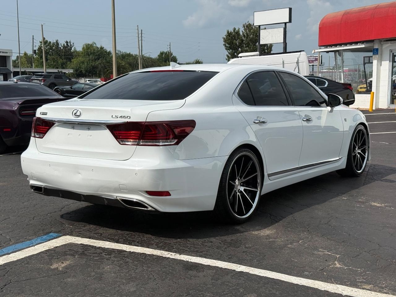 Lexus LS 460 Luxury Sedan 2014