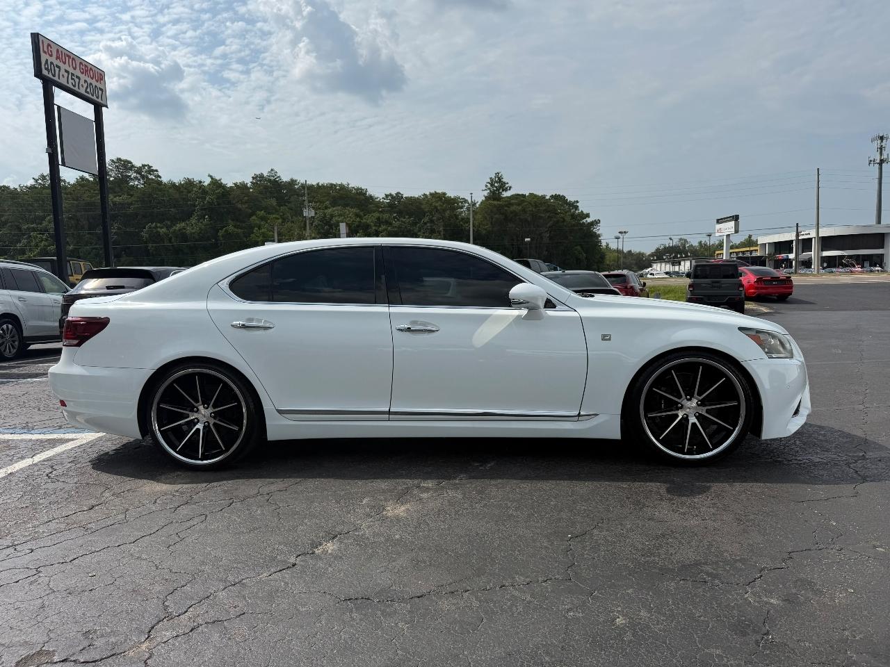Lexus LS 460 Luxury Sedan 2014