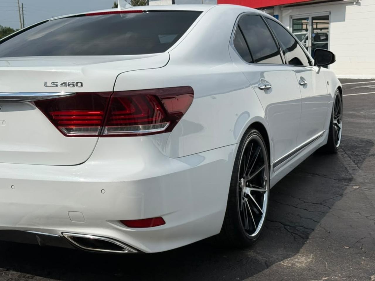 Lexus LS 460 Luxury Sedan 2014