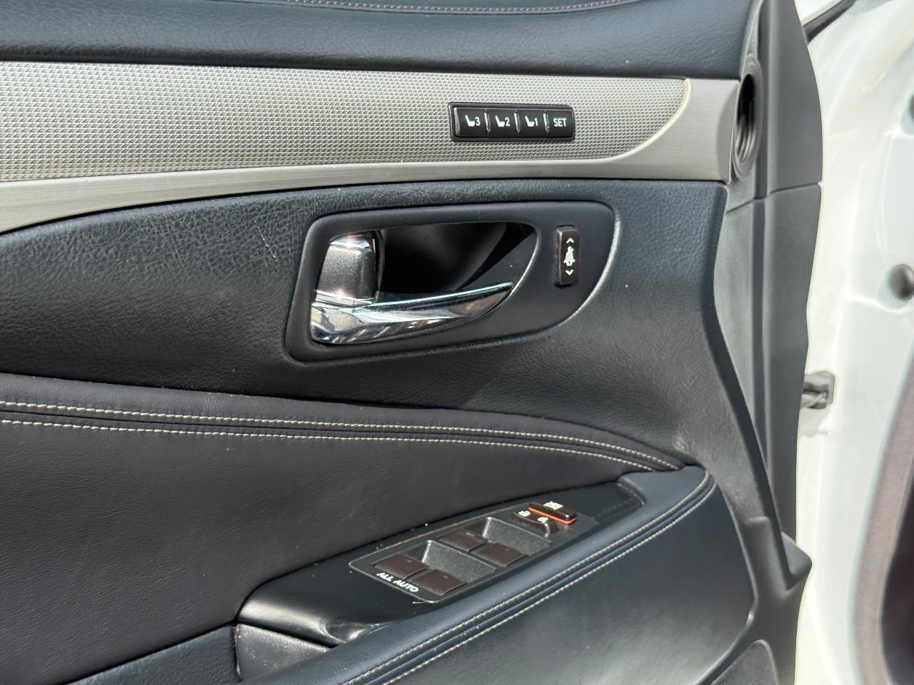 Lexus LS 460 Luxury Sedan 2014