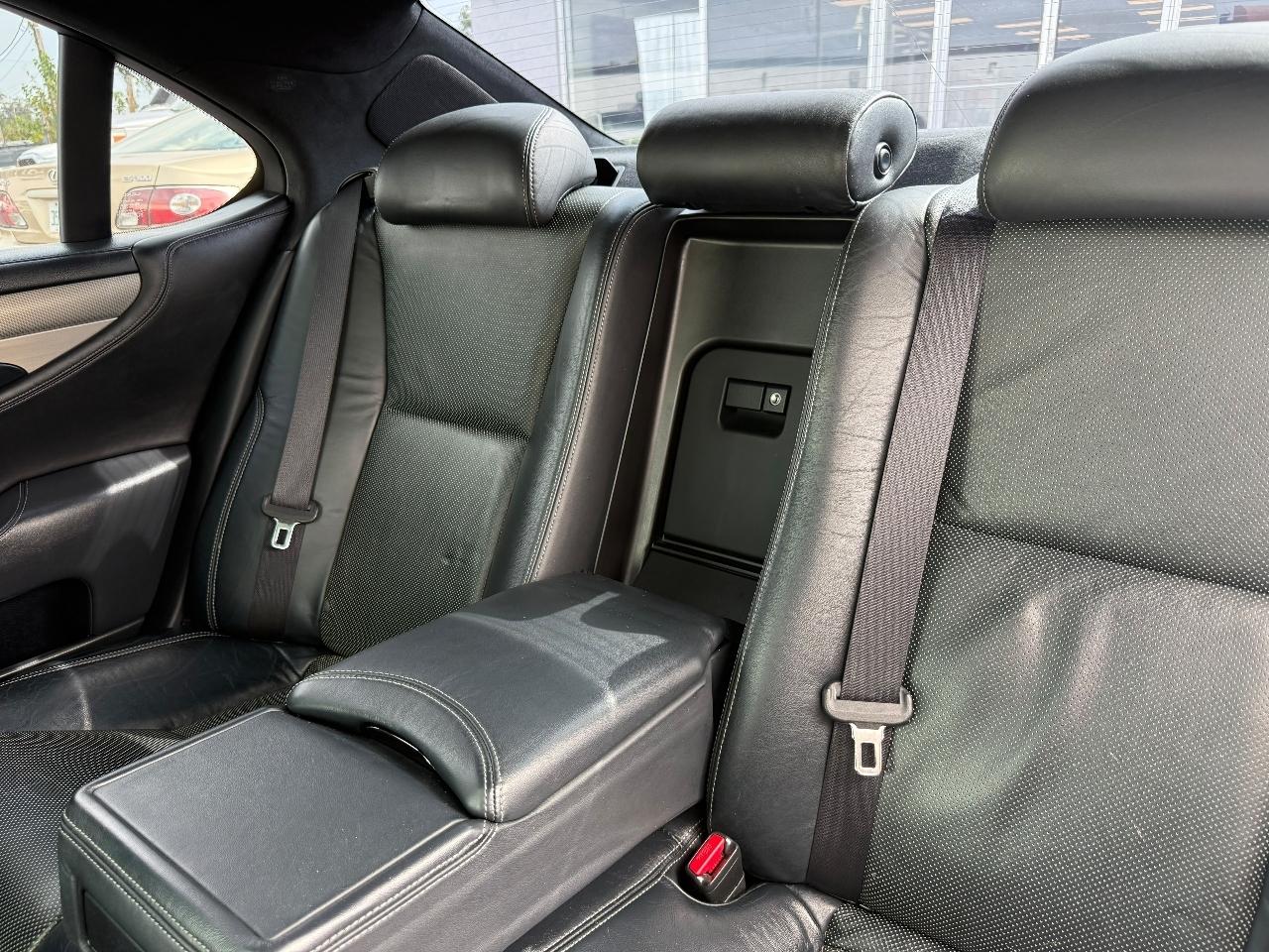 Lexus LS 460 Luxury Sedan 2014