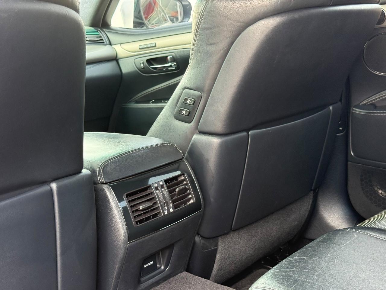 Lexus LS 460 Luxury Sedan 2014
