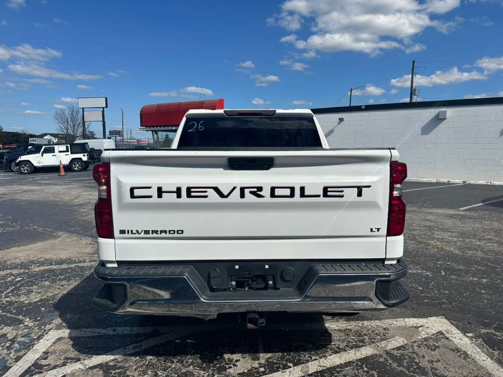 Chevrolet Silverado 1500 LT Crew Cab 2WD 2021
