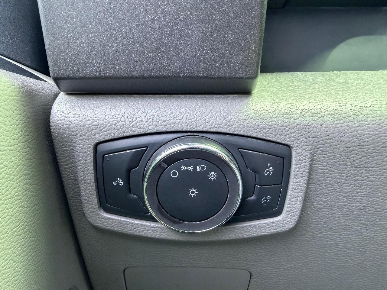 Ford F-350 SD XL Crew Cab DRW 4WD 2019