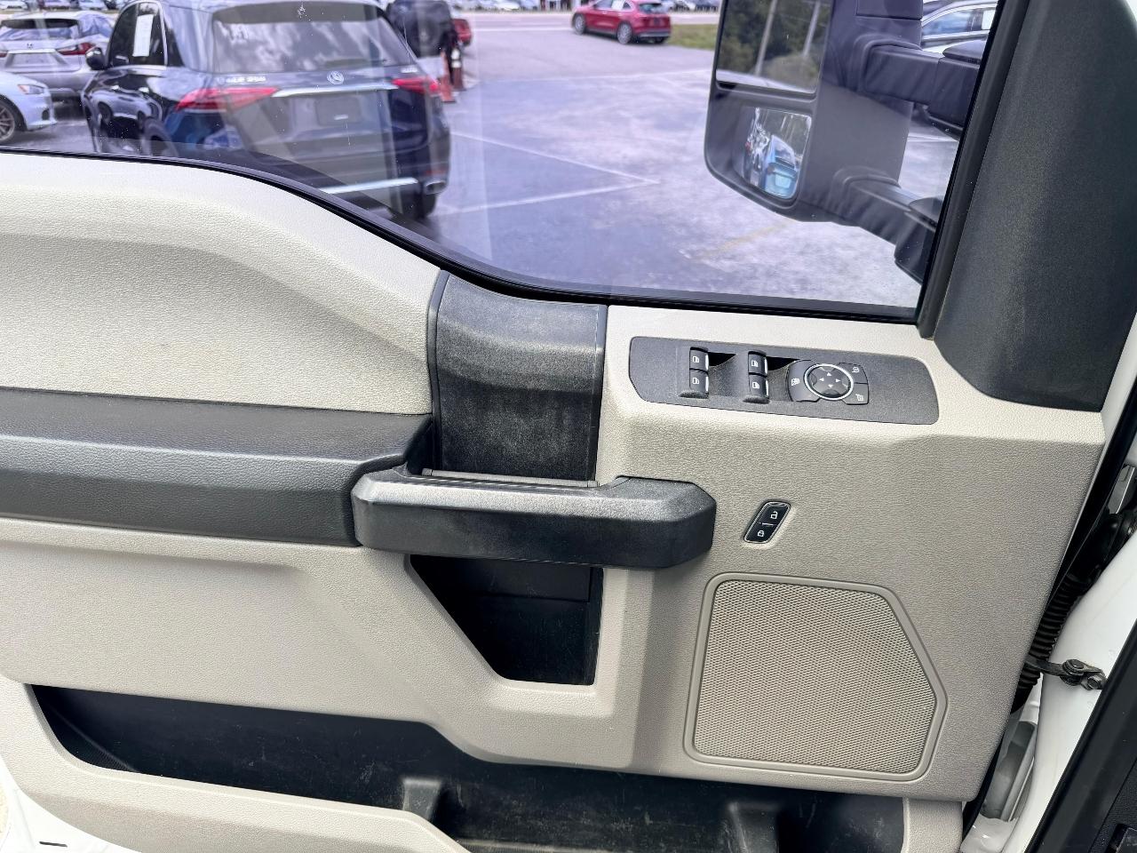 Ford F-350 SD XL Crew Cab DRW 4WD 2019