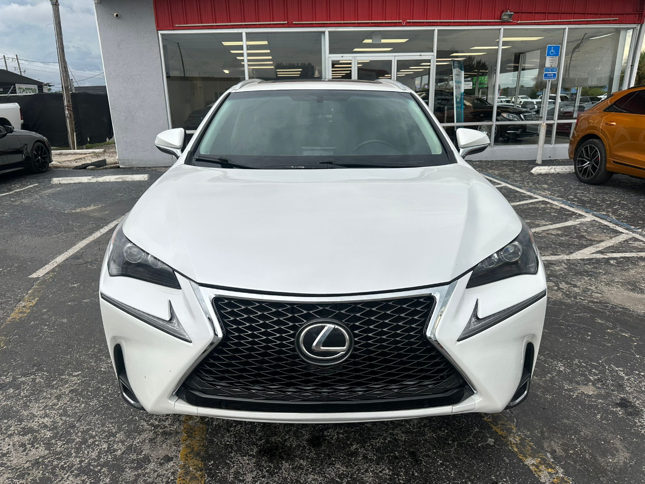 2017 Lexus NX 200t Luxury photo 2