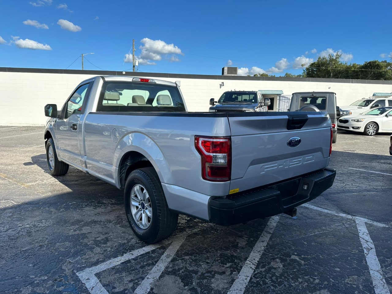 Ford F-150 XL 8-ft. Bed 2WD 2018 Ford F-150 XL 8-ft. Bed 2WD 2018
