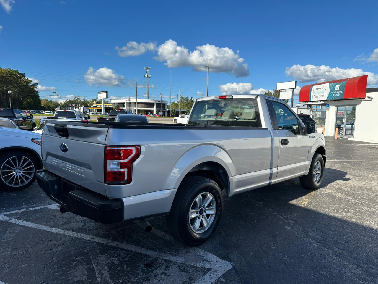 Ford F-150 XL 8-ft. Bed 2WD 2018 Ford F-150 XL 8-ft. Bed 2WD 2018