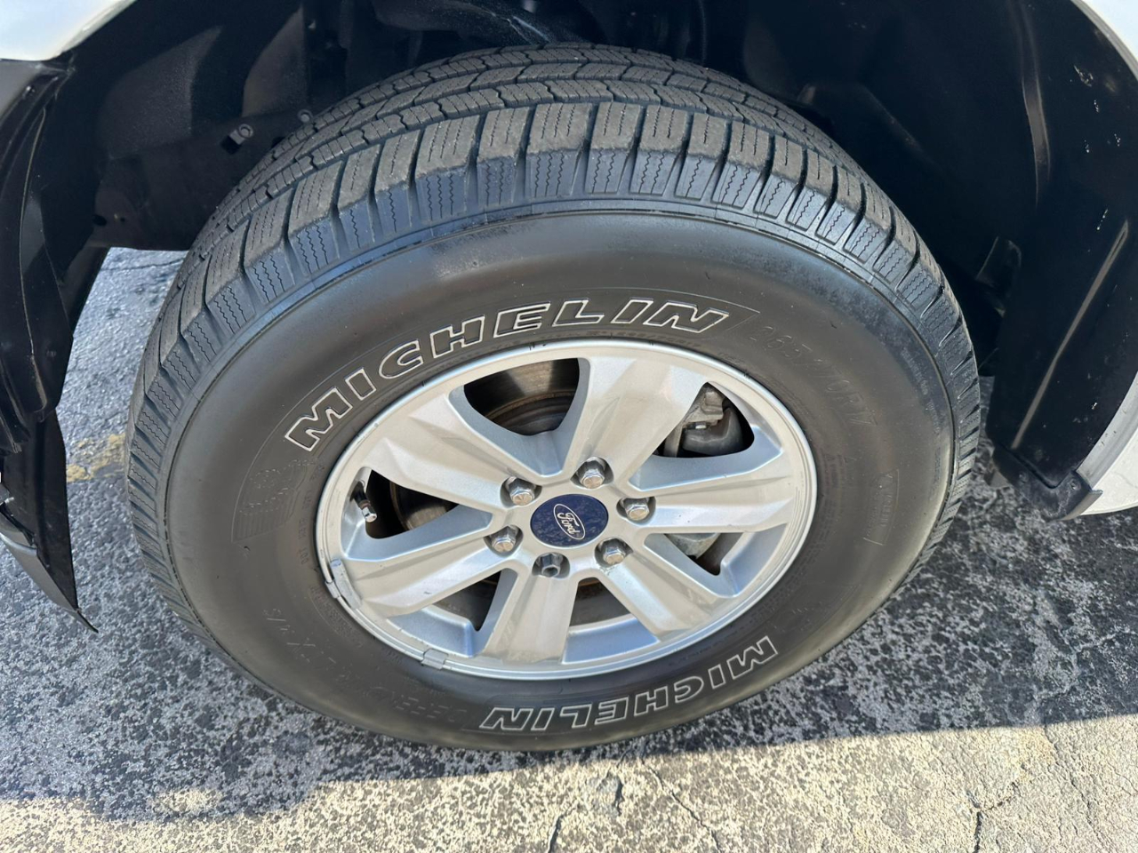 Ford F-150 XL 8-ft. Bed 2WD 2018 Ford F-150 XL 8-ft. Bed 2WD 2018