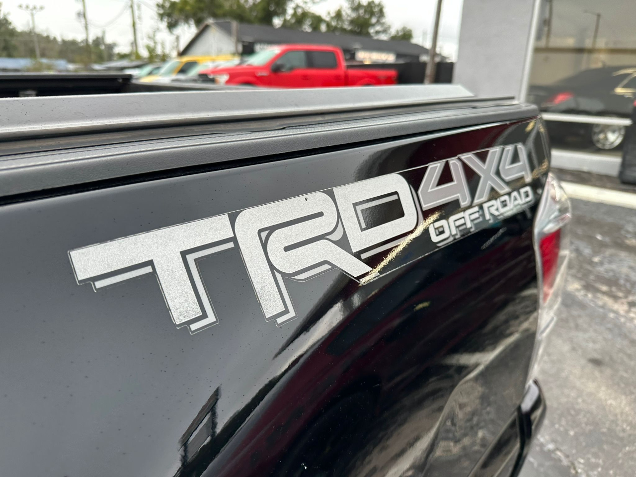 Toyota Tacoma SR5 Double Cab Long Bed V6 6AT 4WD 2020 Toyota Tacoma SR5 Double Cab Long Bed V6 6AT 4WD 2020