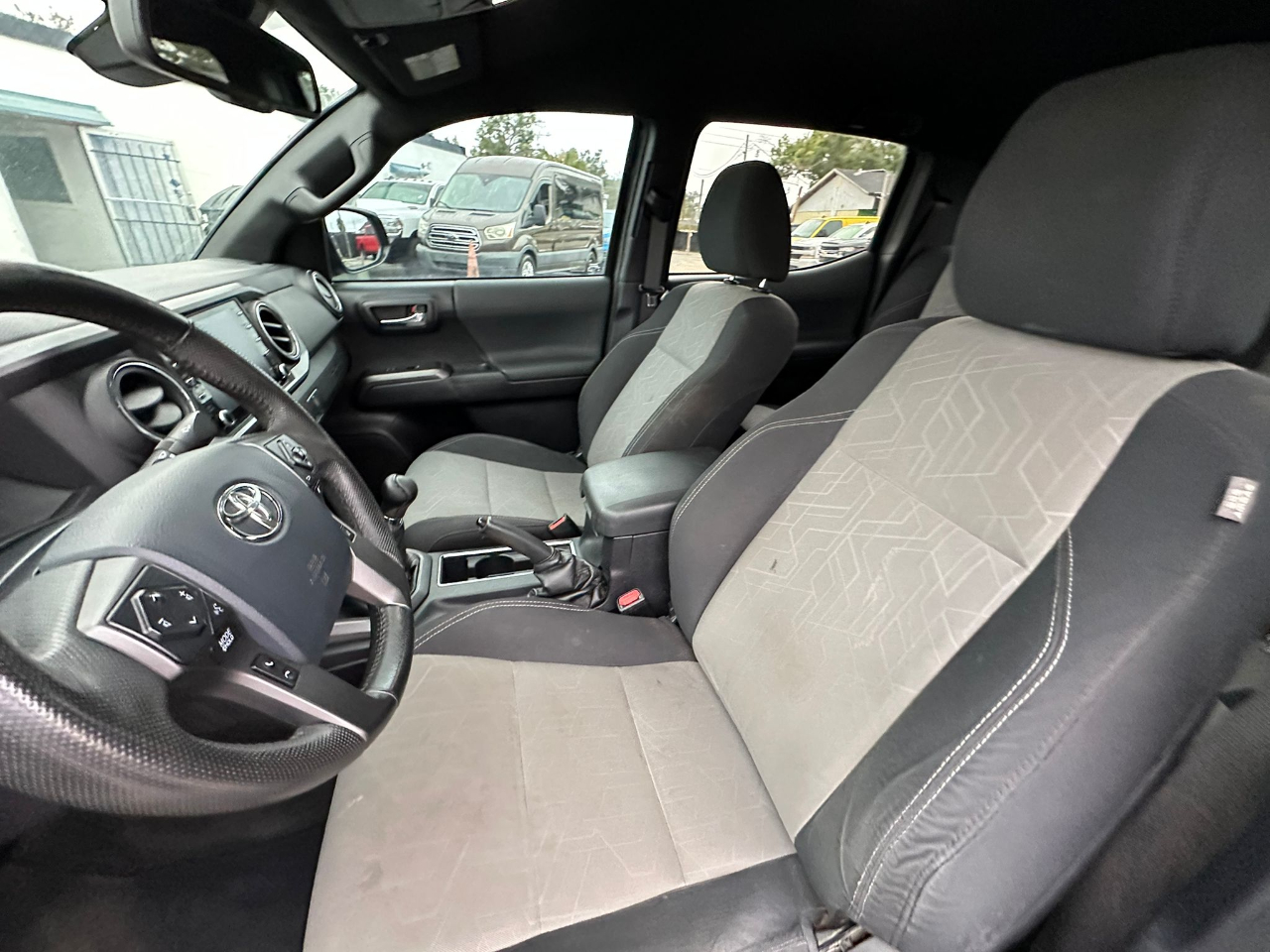 Toyota Tacoma SR5 Double Cab Long Bed V6 6AT 4WD 2020 Toyota Tacoma SR5 Double Cab Long Bed V6 6AT 4WD 2020