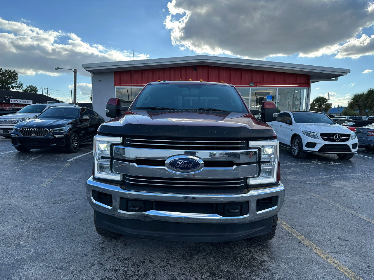 Ford F-350 SD Lariat Crew Cab Long Bed DRW 4WD 2017 Ford F-350 SD Lariat Crew Cab Long Bed DRW 4WD 2017