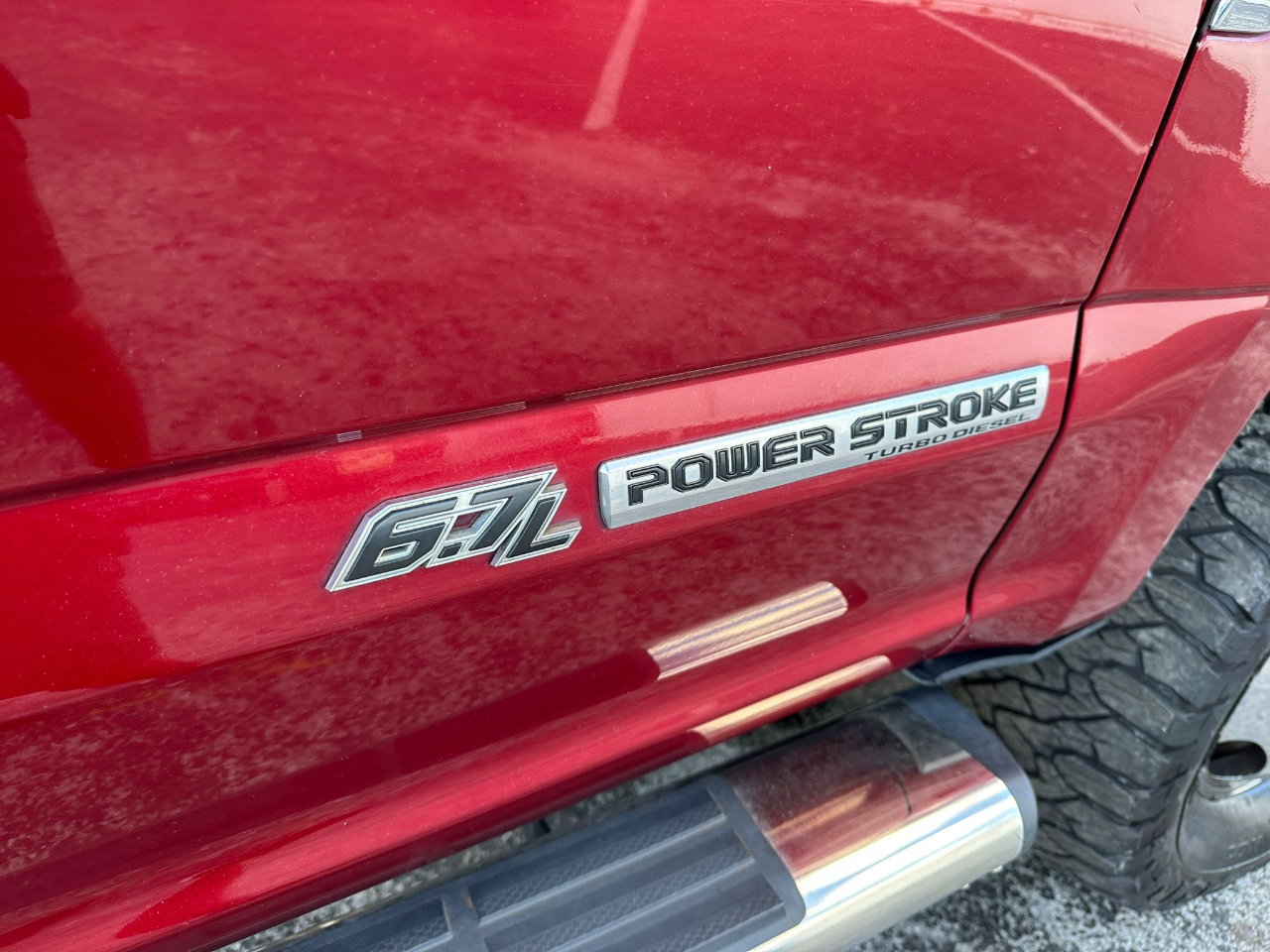 Ford F-350 SD Lariat Crew Cab Long Bed DRW 4WD 2017 Ford F-350 SD Lariat Crew Cab Long Bed DRW 4WD 2017