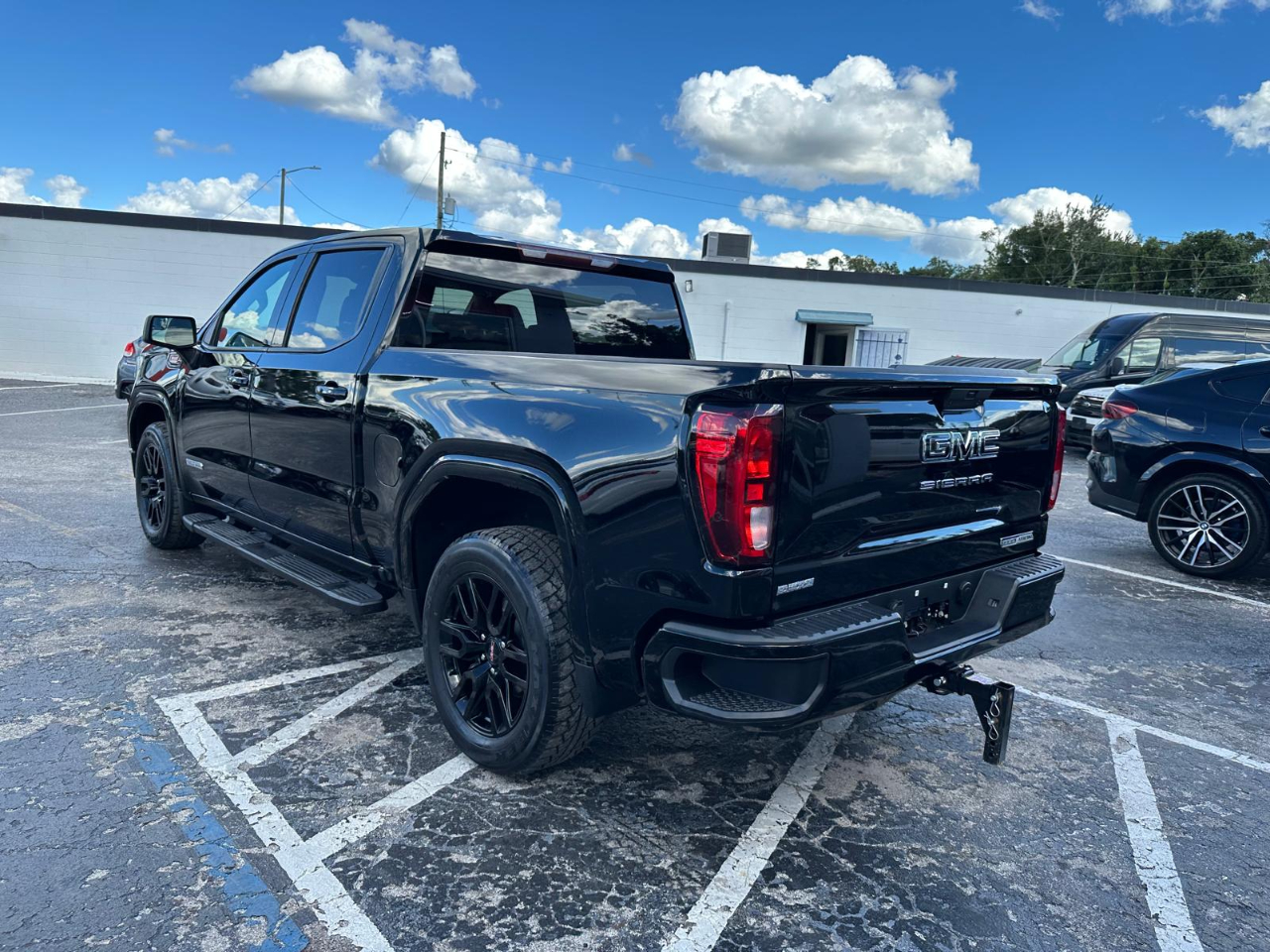 GMC Sierra 1500 Elevation Crew Cab 2WD 2020 GMC Sierra 1500 Elevation Crew Cab 2WD 2020