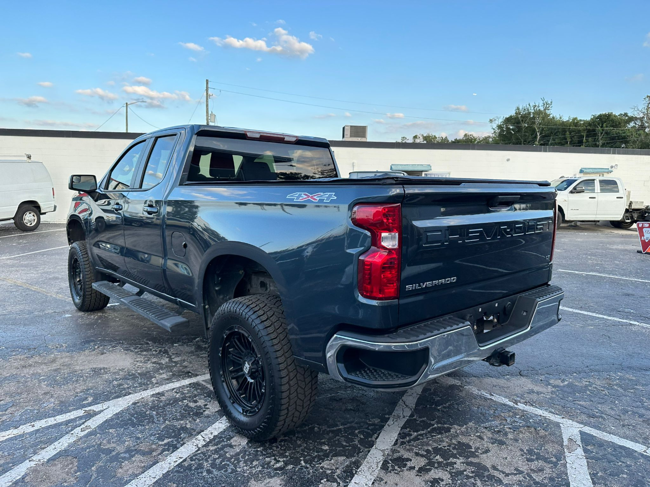 Chevrolet Silverado 1500 LT Double Cab 4WD 2020 Chevrolet Silverado 1500 LT Double Cab 4WD 2020