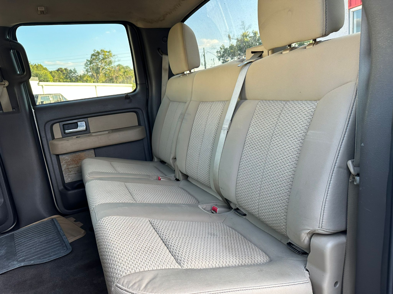 Ford F-150 XLT SuperCrew 5.5-ft. Bed 2WD 2010 Ford F-150 XLT SuperCrew 5.5-ft. Bed 2WD 2010