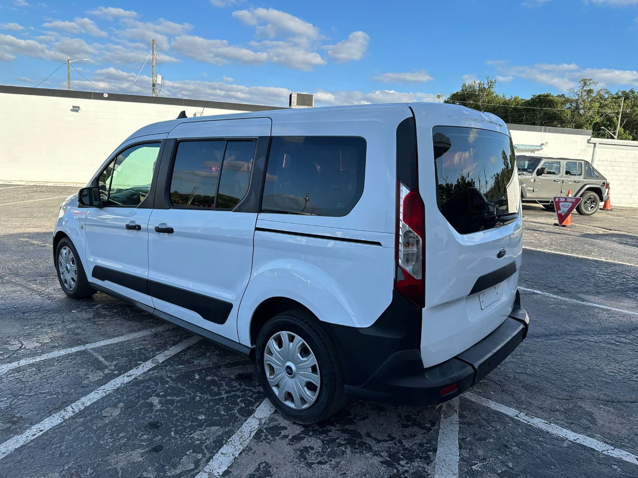 Ford Transit Connect Wagon XL w/Rear Liftgate LWB 2019 Ford Transit Connect Wagon XL w/Rear Liftgate LWB 2019