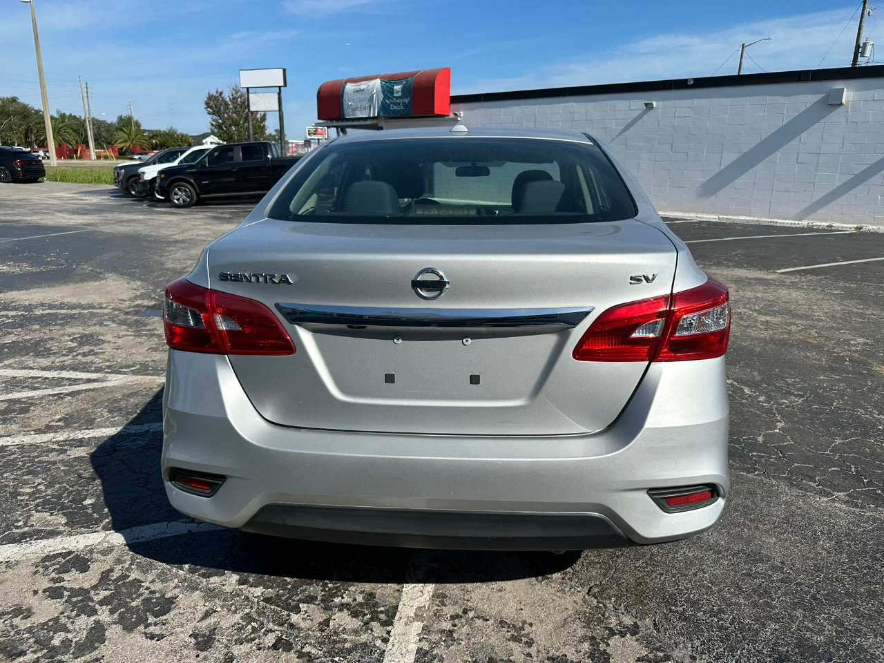 Nissan Sentra S CVT 2019