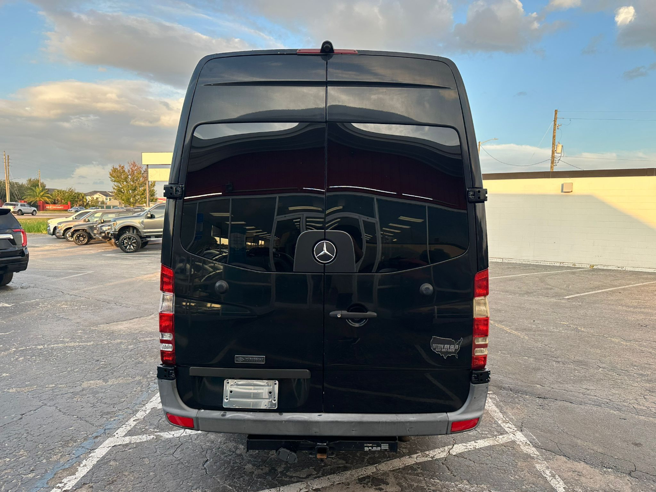 Mercedes-Benz Sprinter 3500 High Roof 170-in. WB 2015