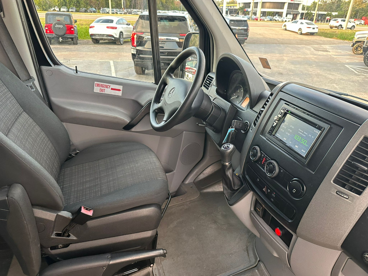 Mercedes-Benz Sprinter 3500 High Roof 170-in. WB 2015