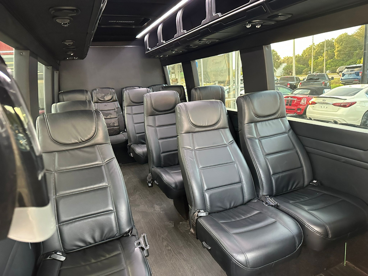 Mercedes-Benz Sprinter 3500 High Roof 170-in. WB 2015