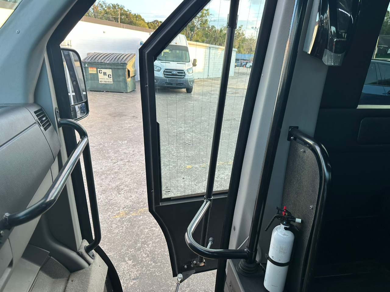 Mercedes-Benz Sprinter 3500 High Roof 170-in. WB 2015