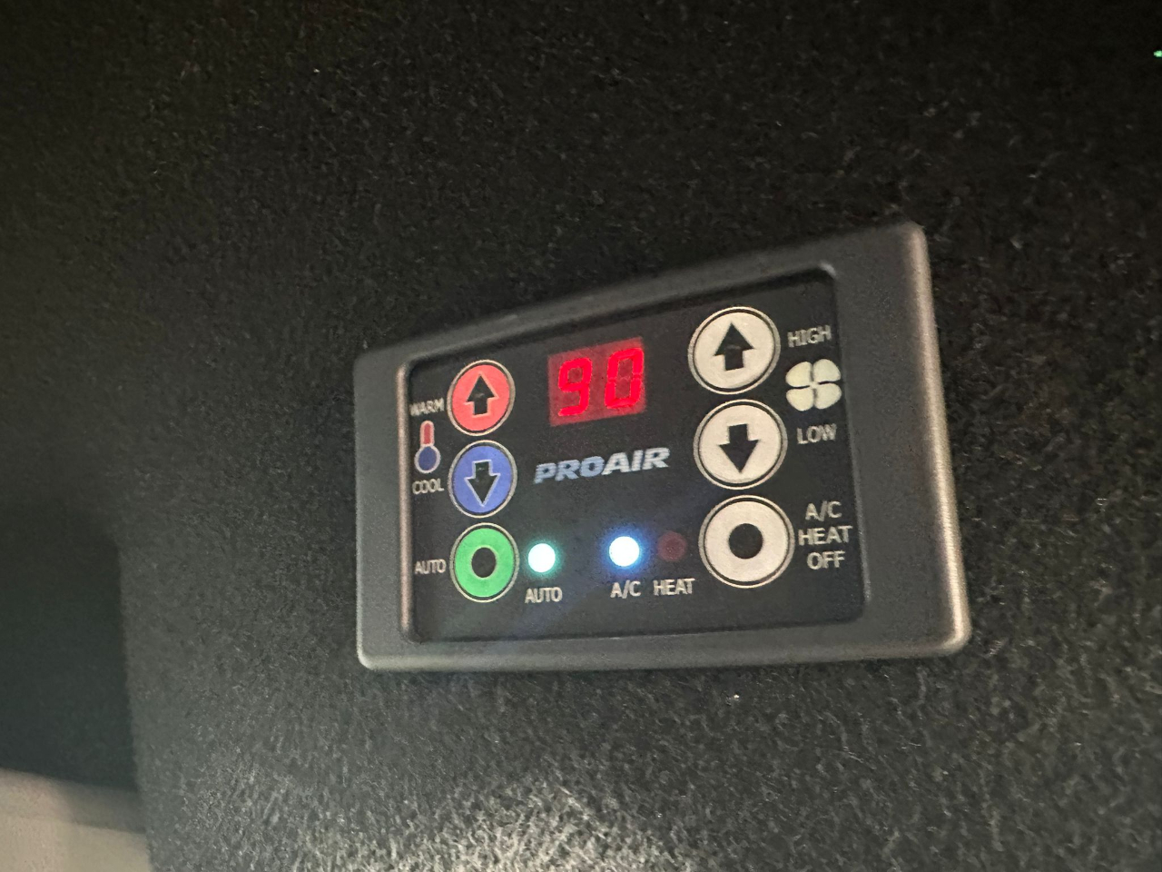 Mercedes-Benz Sprinter 3500 High Roof 170-in. WB 2015