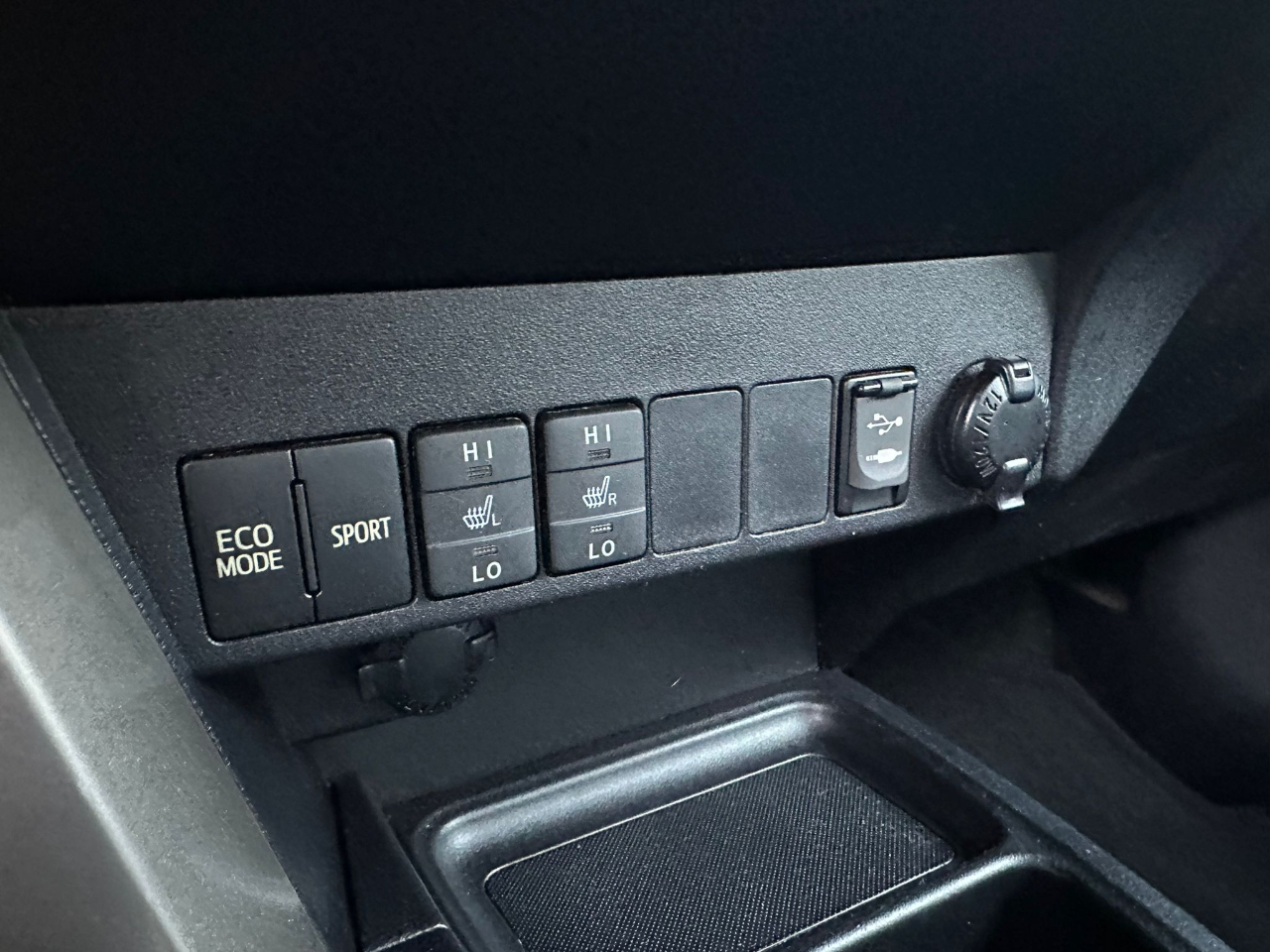 Toyota RAV4 Limited AWD 2015