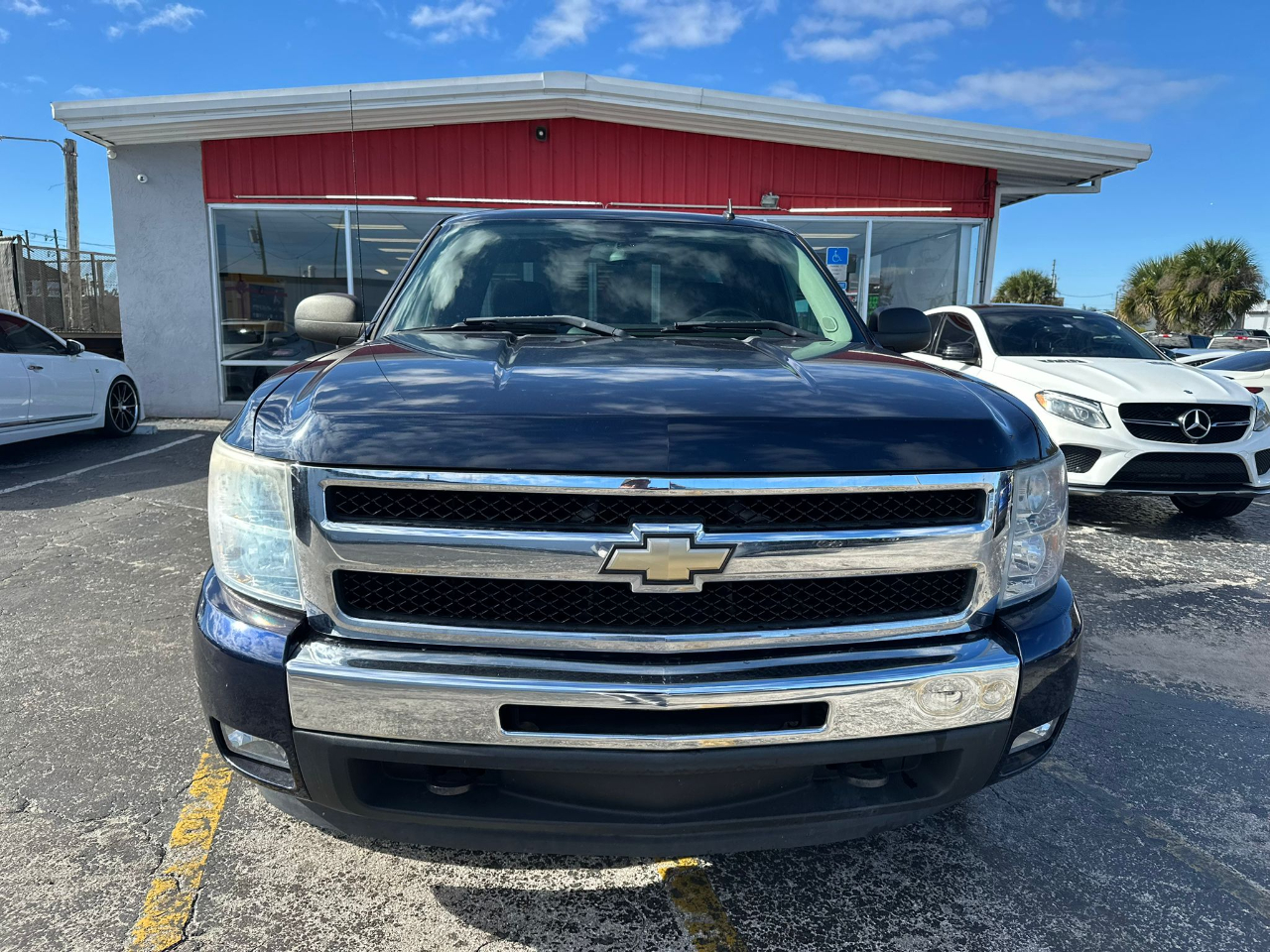 Chevrolet Silverado 1500 LT Ext. Cab Long Box 4WD 2011