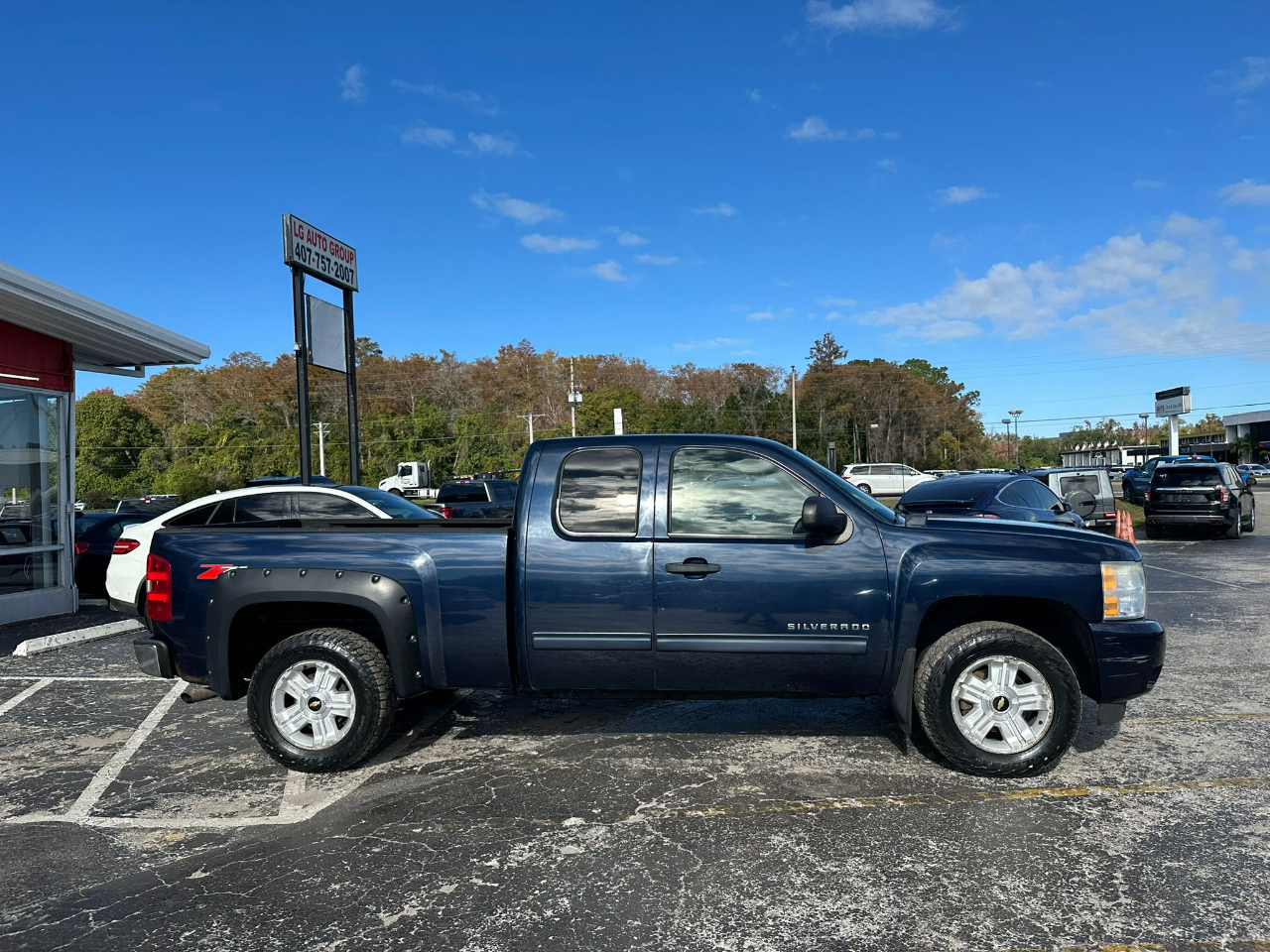Chevrolet Silverado 1500 LT Ext. Cab Long Box 4WD 2011