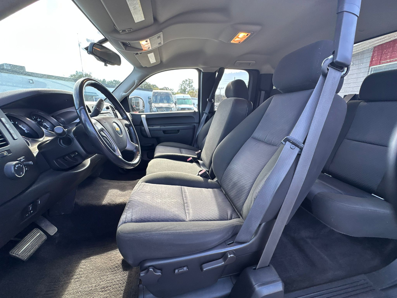 Chevrolet Silverado 1500 LT Ext. Cab Long Box 4WD 2011