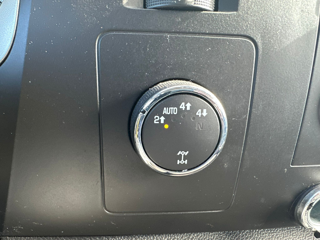 Chevrolet Silverado 1500 LT Ext. Cab Long Box 4WD 2011