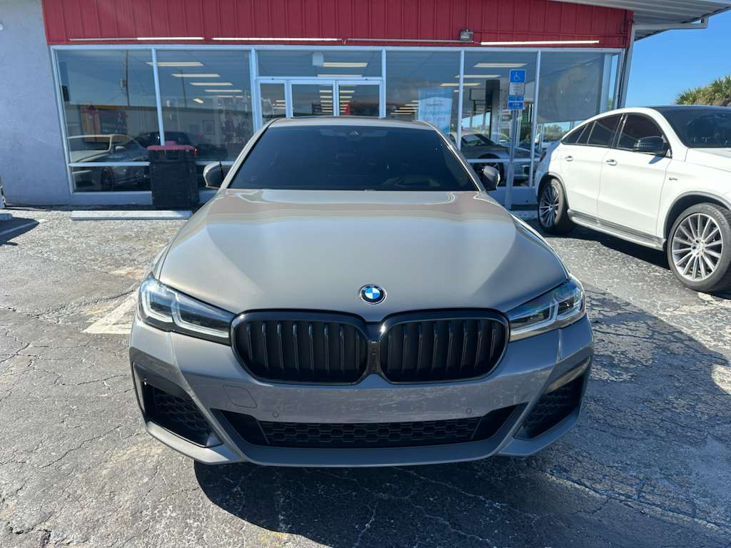 BMW 5-Series 530i 2021