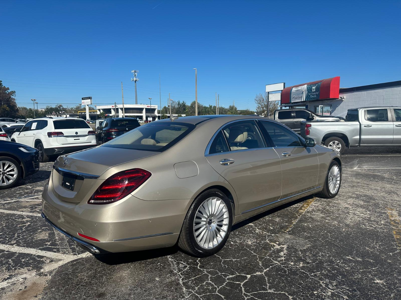 Mercedes-Benz S-Class S560 2019
