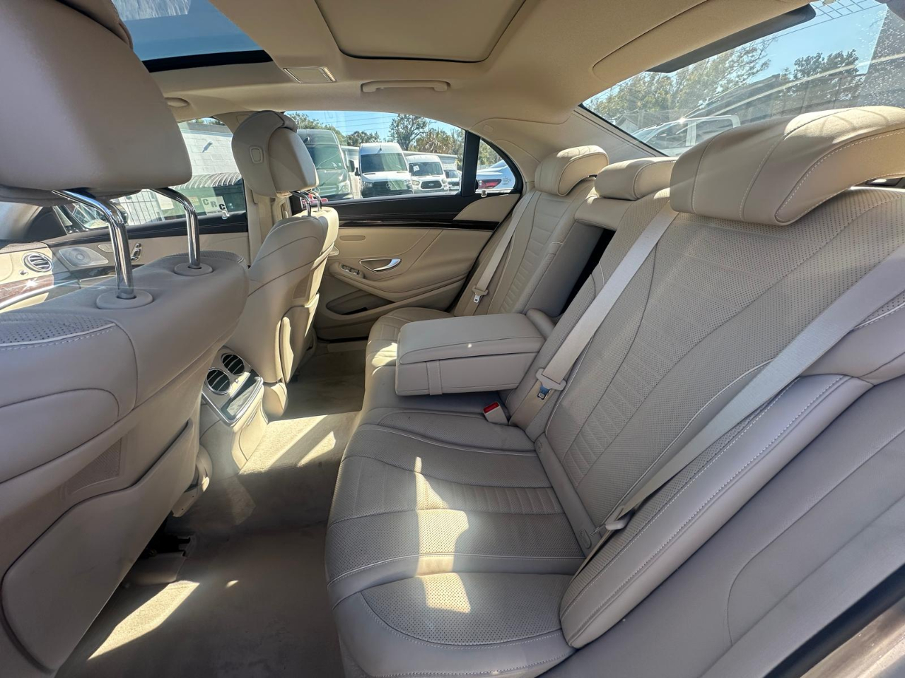 Mercedes-Benz S-Class S560 2019