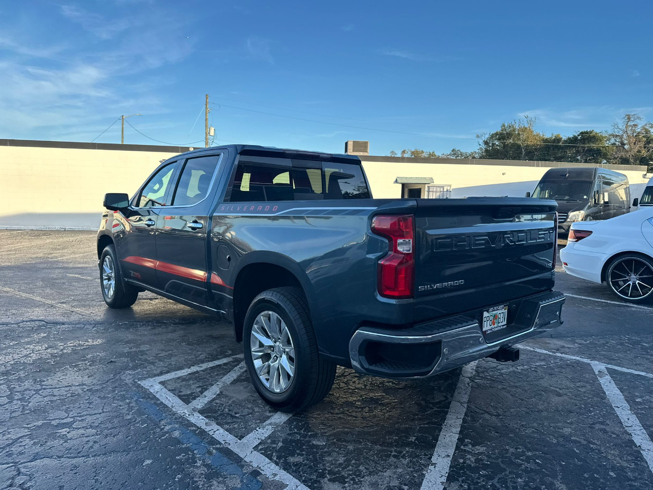 Chevrolet Silverado 1500 LTZ Crew Cab 2WD 2019