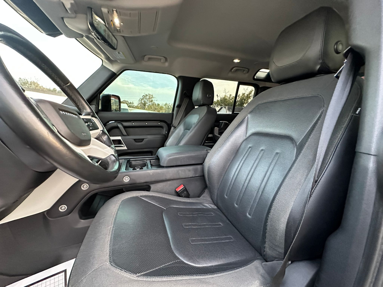 Land Rover Defender 110 SE 2021