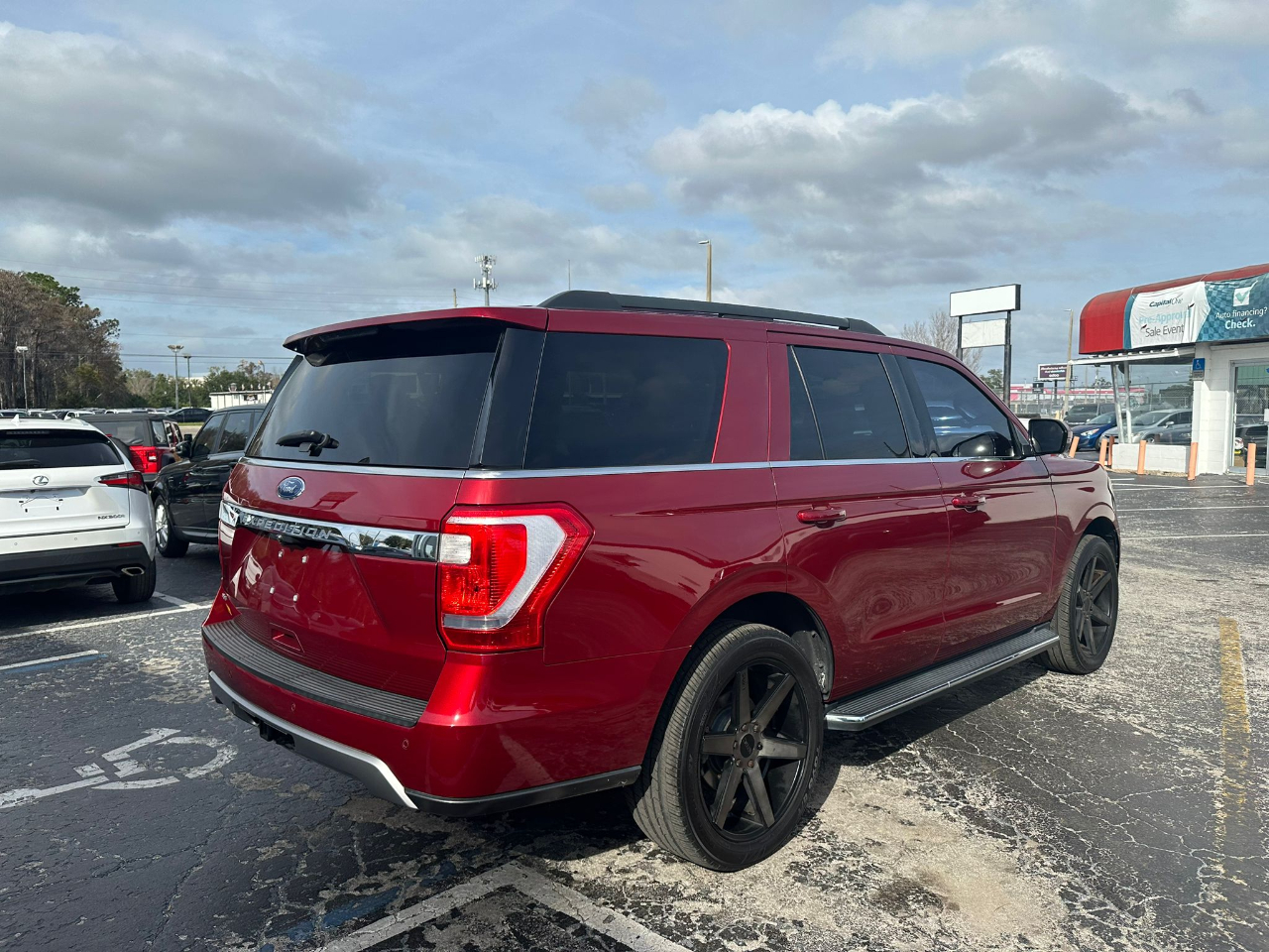 Ford Expedition XLT 2WD 2018